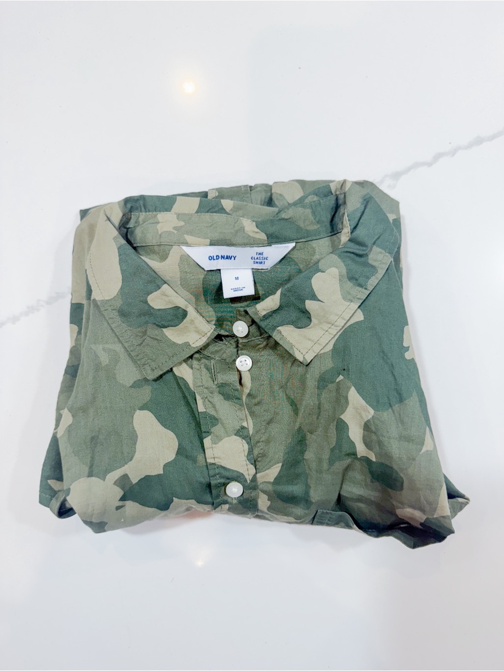 Old Navy Men’s Green and Tan Camo Button-Down Shirt